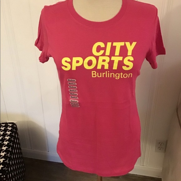 Fabulous brand new w/tags BURLINGTON CITY SPORTS - Picture 2 of 6